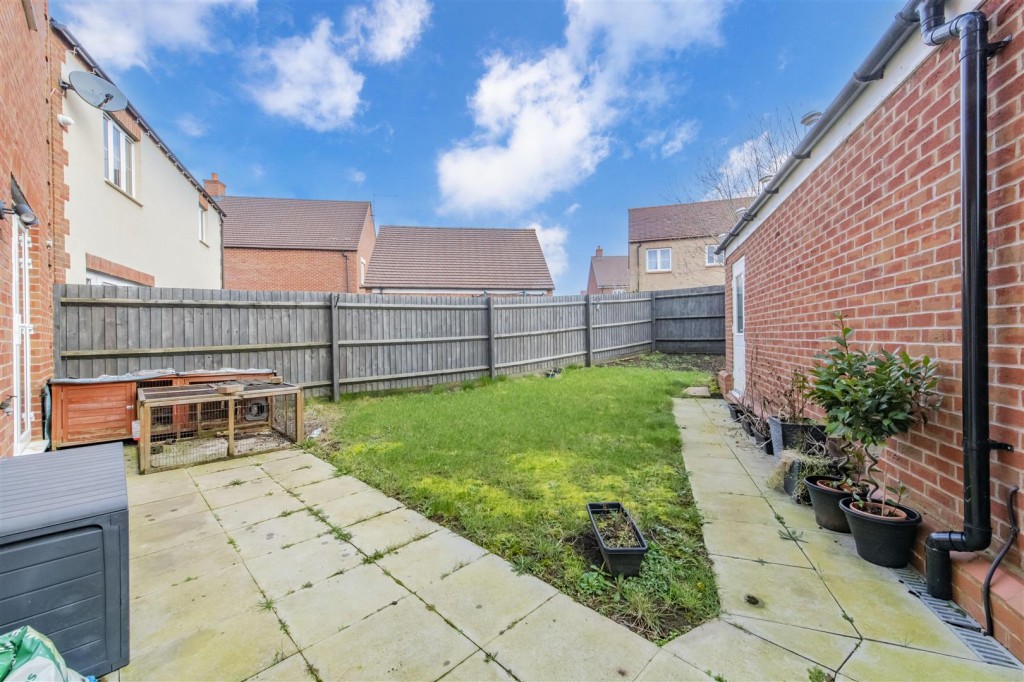 Images for Cannock Crescent, Desborough EAID:oscarjamesapi BID:2