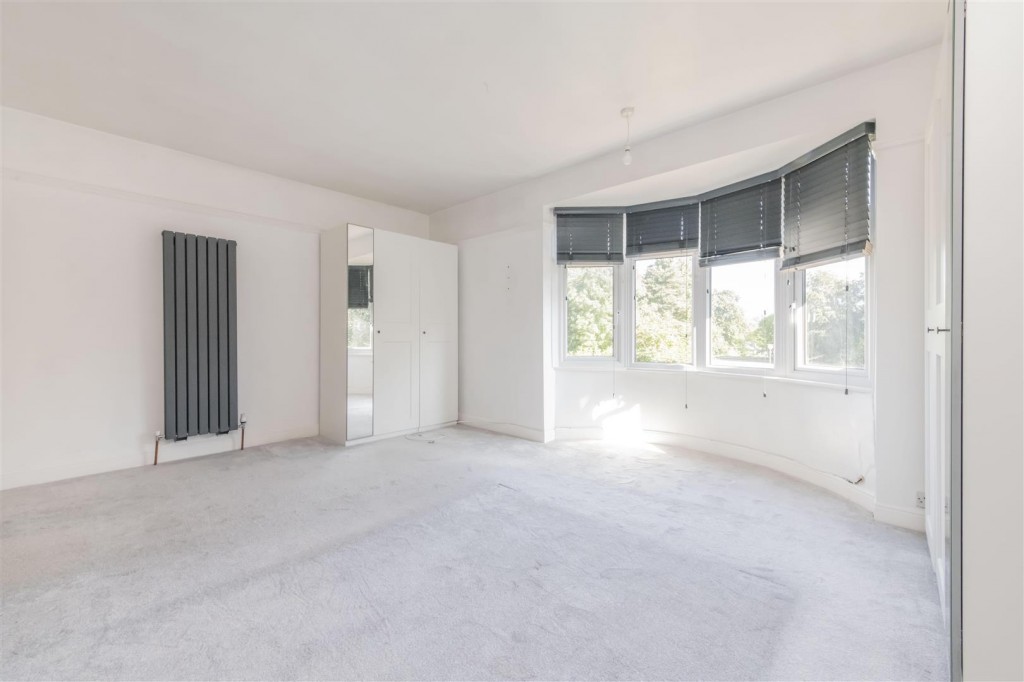 Images for Harlestone Road, Northampton EAID:oscarjamesapi BID:1