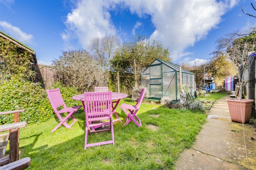 Images for Spencer Street, Rothwell EAID:oscarjamesapi BID:2
