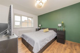 Images for Newmarket Close, Corby