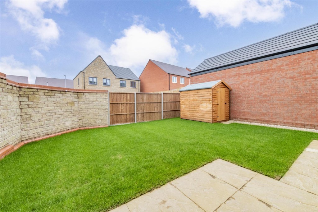 Images for Apollo Close, Kettering EAID:oscarjamesapi BID:2