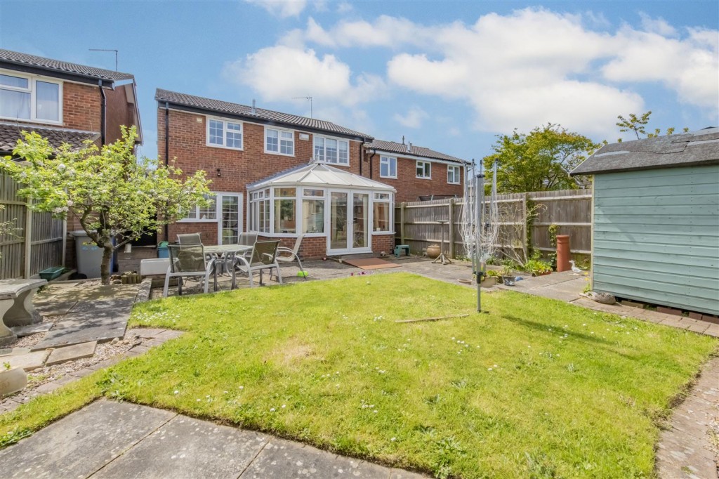 Images for Bracken Close, Kettering EAID:oscarjamesapi BID:2