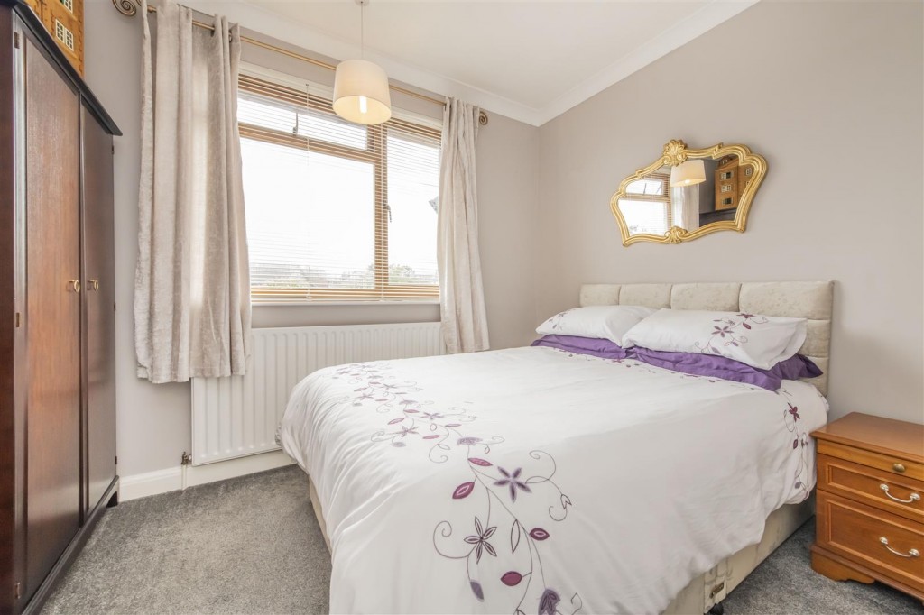 Images for De Vere Road, Thrapston, Kettering EAID:oscarjamesapi BID:3