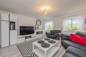 Images for Newmarket Close, Corby