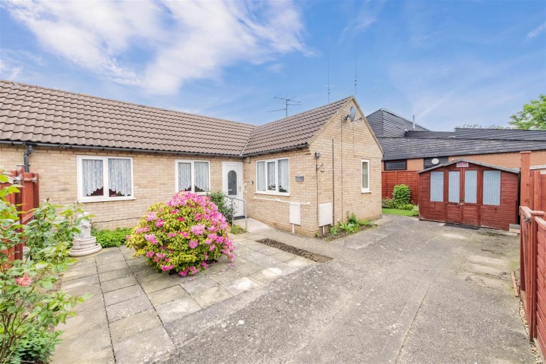 Spencer Street, Burton Latimer - EAID:oscarjamesapi, BID:3