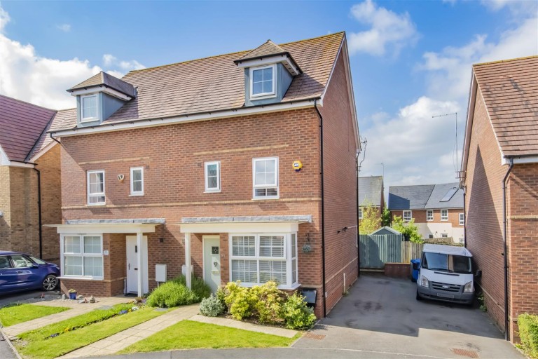 Donnington Road, Burton Latimer, Kettering - EAID:oscarjamesapi, BID:3