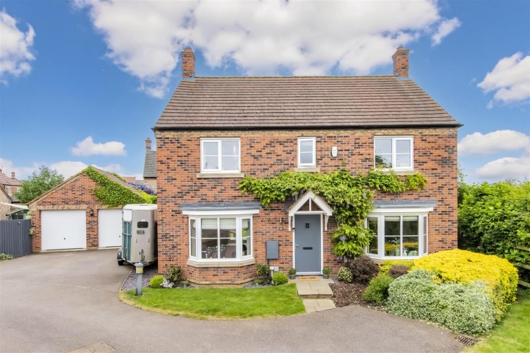 Hunts Field Drive, Gretton - EAID:oscarjamesapi, BID:4