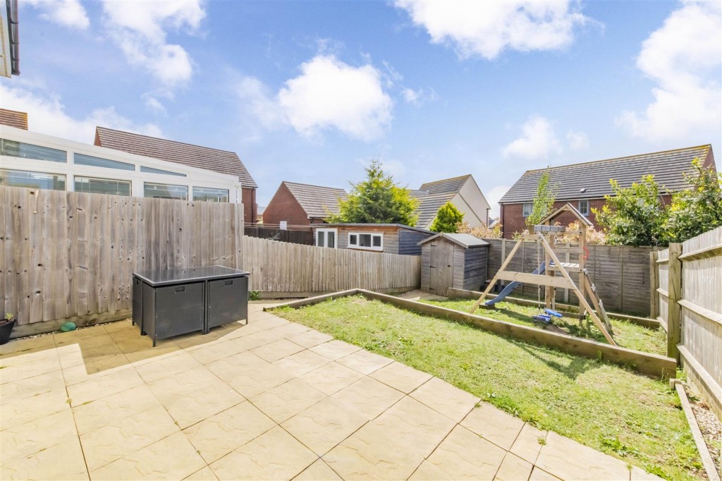 Images for Michaels Drive, Priors Hall, Corby EAID:oscarjamesapi BID:4