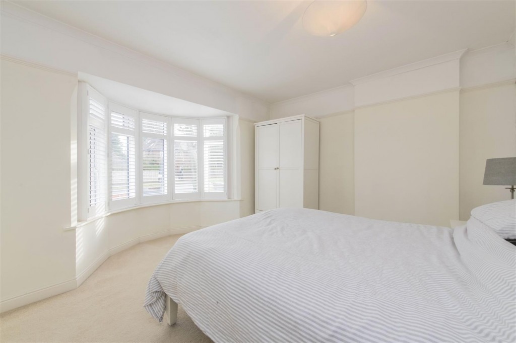 Images for Rockingham Road, Kettering EAID:oscarjamesapi BID:2