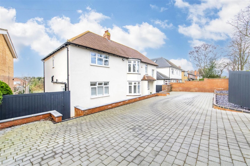 Images for Rockingham Road, Kettering EAID:oscarjamesapi BID:2