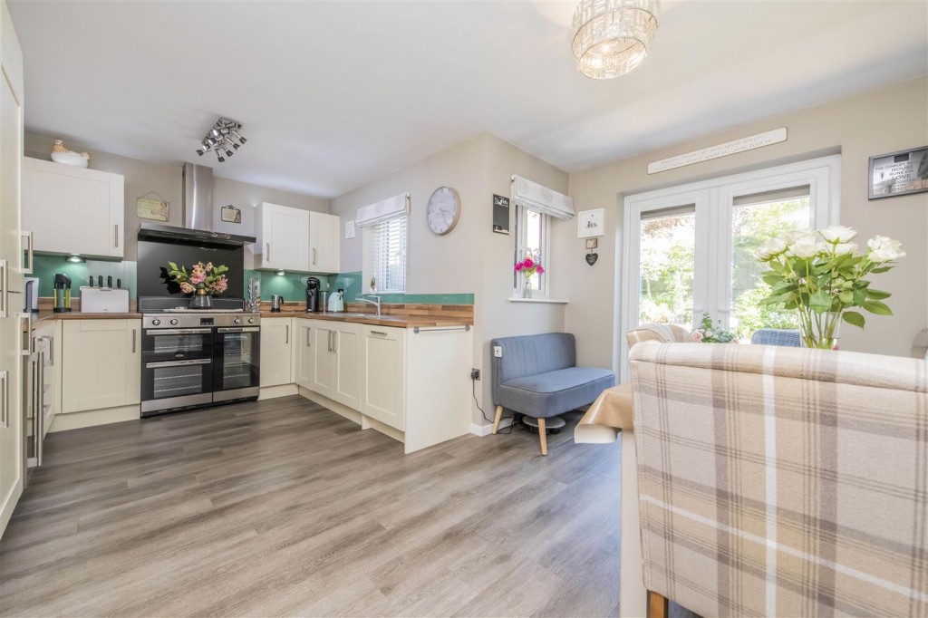 Images for Virginia Crescent, Burton Latimer, Kettering EAID:oscarjamesapi BID:3