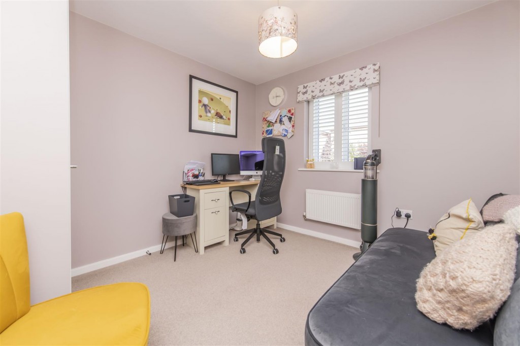 Images for Virginia Crescent, Burton Latimer, Kettering EAID:oscarjamesapi BID:3