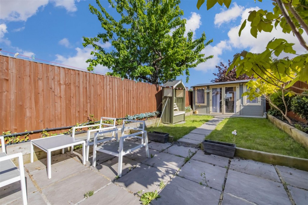 Images for Wordsworth Road, Kettering EAID:oscarjamesapi BID:2