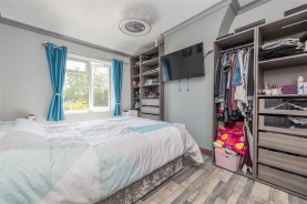 Images for Eastfield Crescent, Finedon, Wellingborough