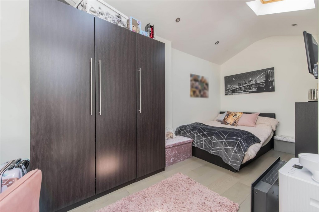 Images for Eastfield Crescent, Finedon, Wellingborough EAID:oscarjamesapi BID:3