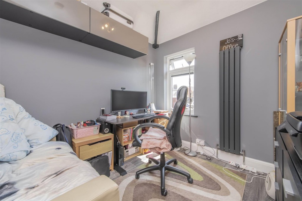 Images for Eastfield Crescent, Finedon, Wellingborough EAID:oscarjamesapi BID:3