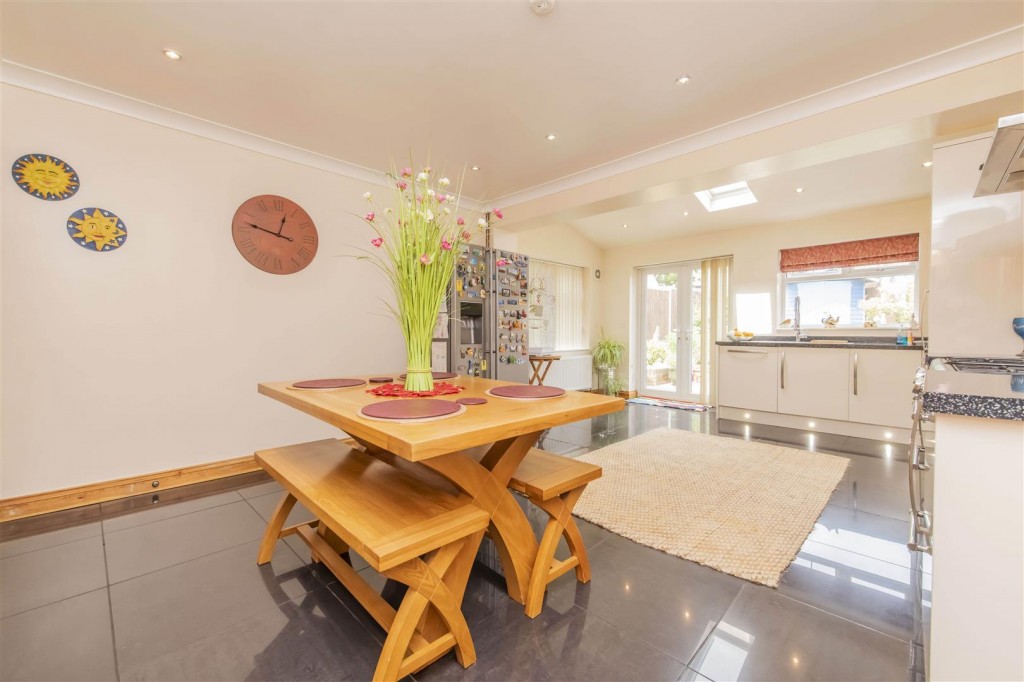 Images for Margaret Road, Kettering EAID:oscarjamesapi BID:2