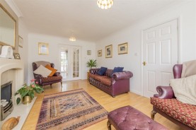 Images for The Longlands, Market Harborough