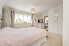 Images for The Longlands, Market Harborough