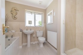 Images for The Longlands, Market Harborough