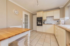 Images for The Longlands, Market Harborough