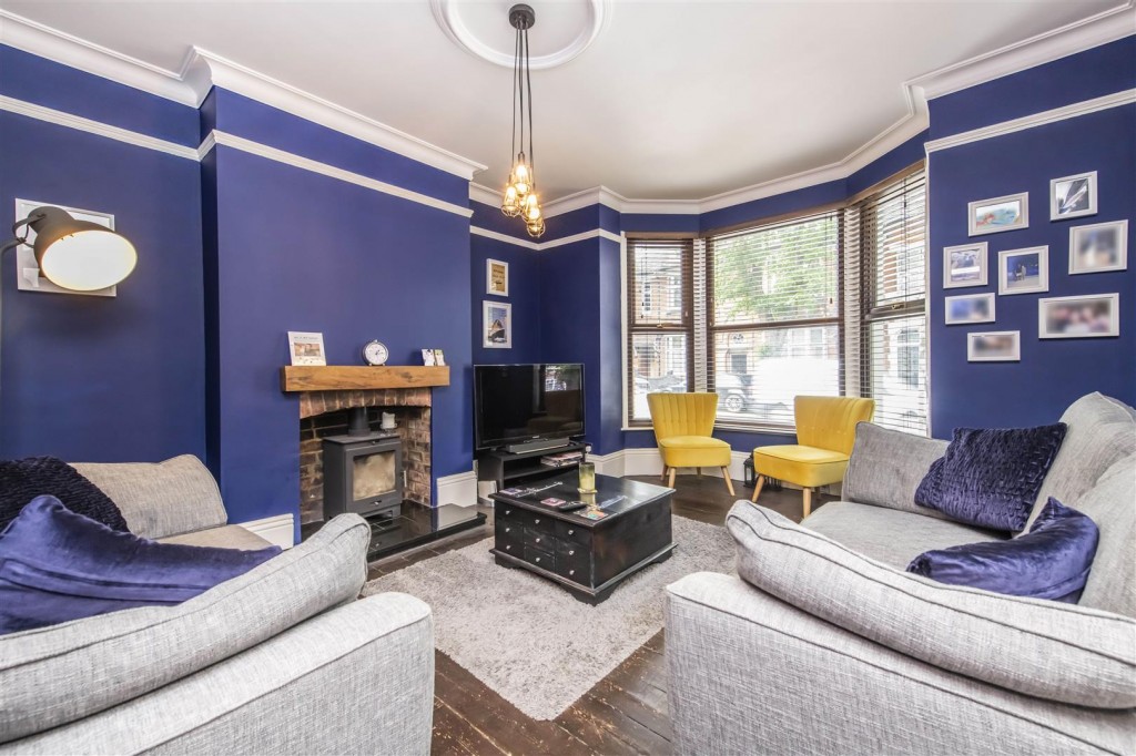 Images for Broadway, Kettering EAID:oscarjamesapi BID:2