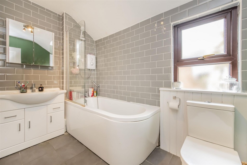 Images for Broadway, Kettering EAID:oscarjamesapi BID:2