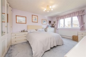 Images for Moreton Avenue, Wellingborough