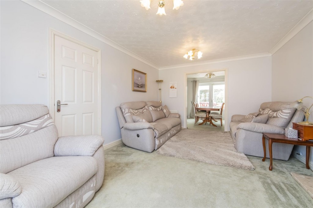 Images for Moreton Avenue, Wellingborough EAID:oscarjamesapi BID:6