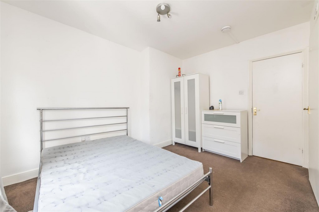 Images for Wellington Street, Kettering EAID:oscarjamesapi BID:2