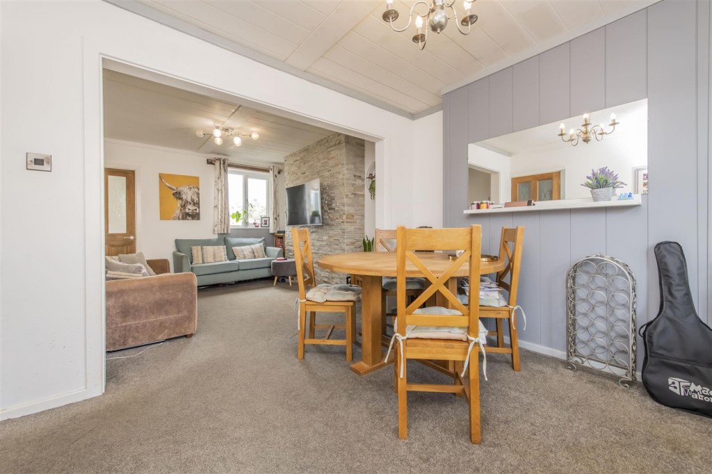 Images for Pioneer Avenue, Burton Latimer, Kettering EAID:oscarjamesapi BID:3