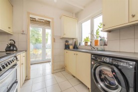 Images for Pioneer Avenue, Burton Latimer, Kettering