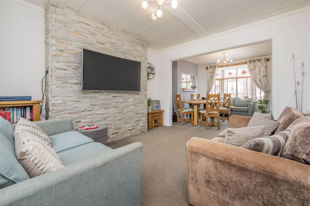 Images for Pioneer Avenue, Burton Latimer, Kettering EAID:oscarjamesapi BID:3