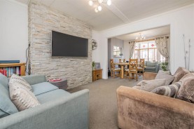 Images for Pioneer Avenue, Burton Latimer, Kettering