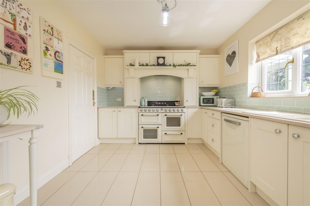 Images for Old Road, Walgrave EAID:oscarjamesapi BID:2