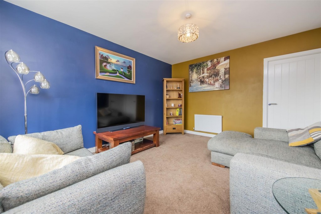 Images for Hanging Barrows, Boughton, Northampton EAID:oscarjamesapi BID:1