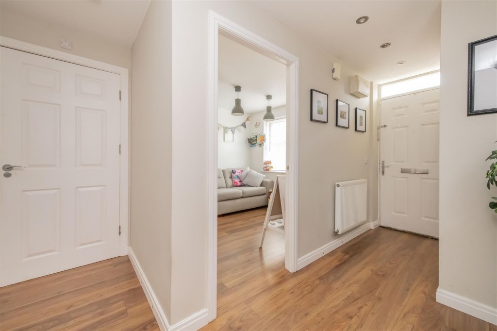 Images for Jacques Road, Burton Latimer - Viewing essential! EAID:oscarjamesapi BID:3