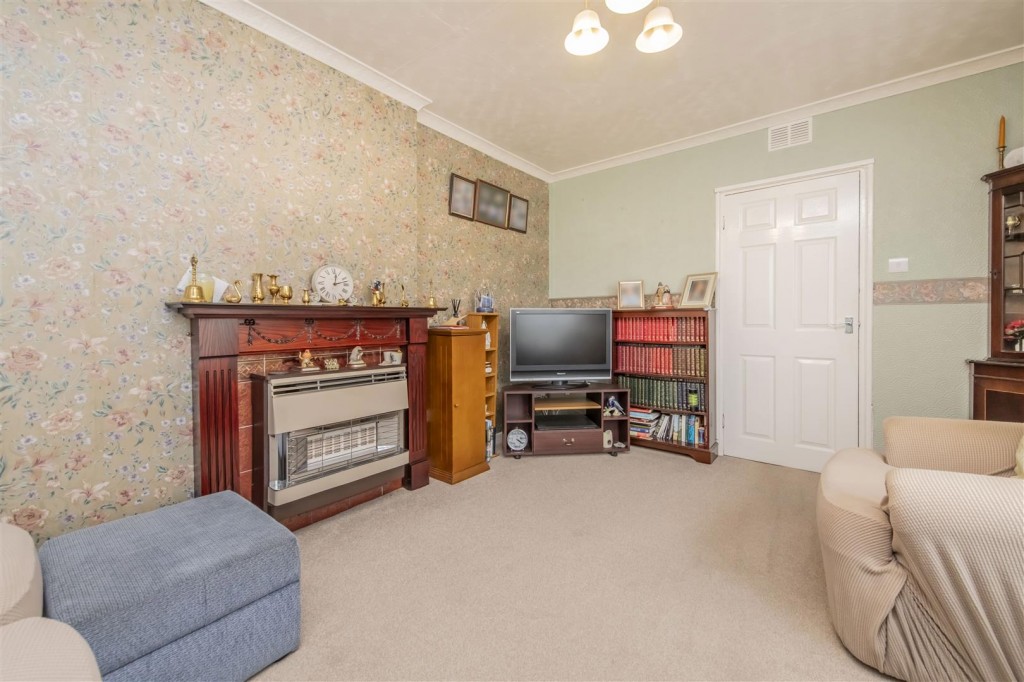Images for Milton Road, Corby EAID:oscarjamesapi BID:4