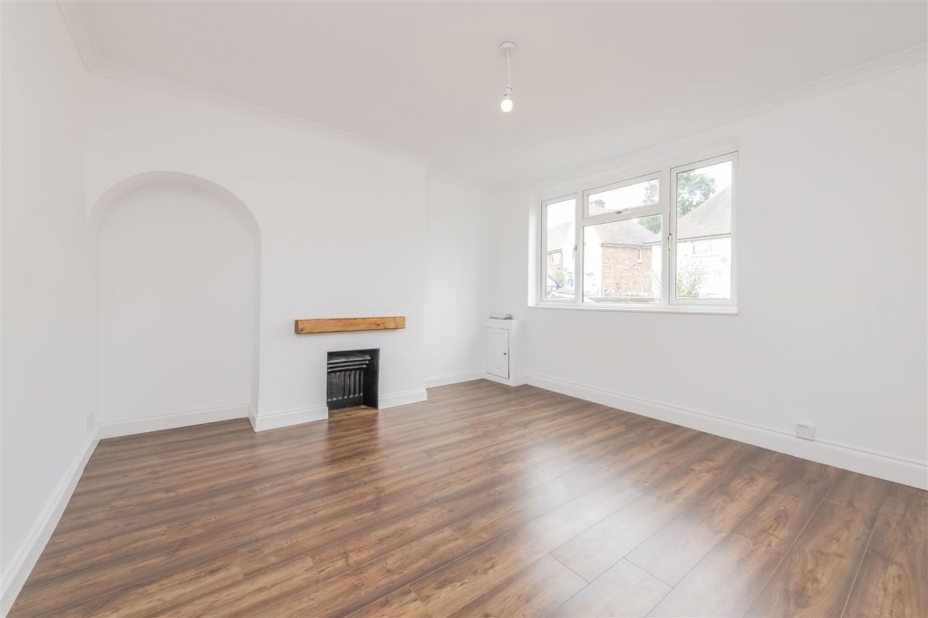 Images for Jubilee Crescent, Wellingborough EAID:oscarjamesapi BID:6