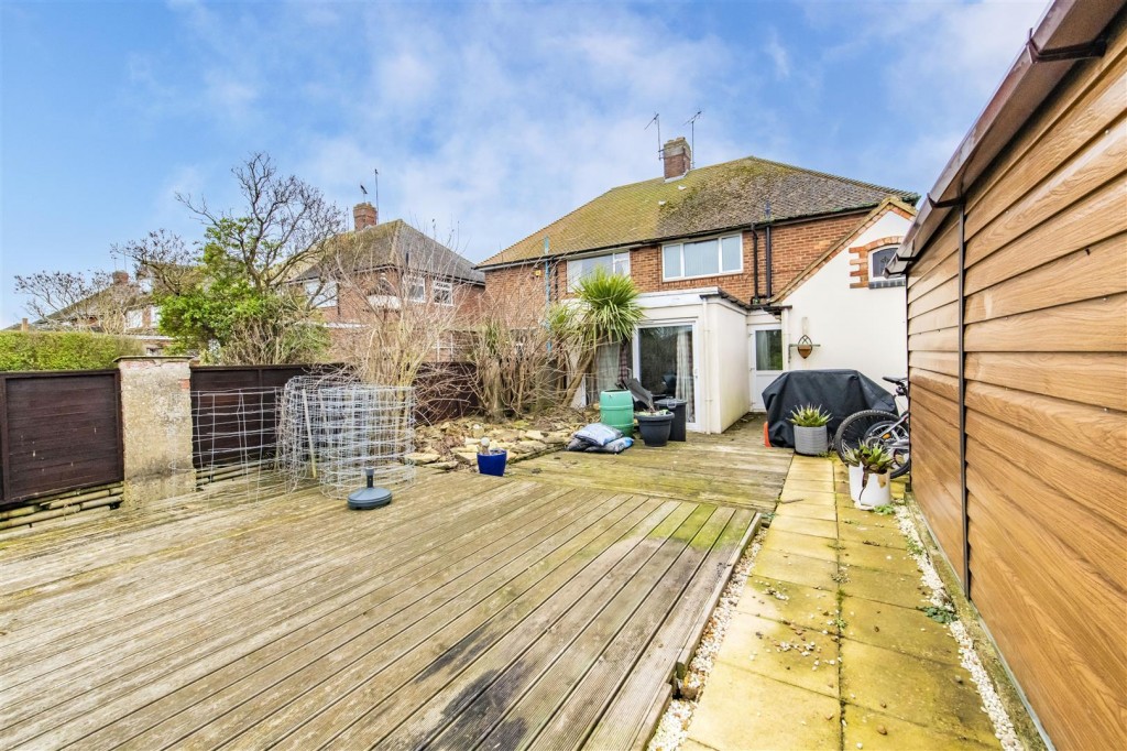 Images for Station Road, Burton Latimer, Kettering EAID:oscarjamesapi BID:3
