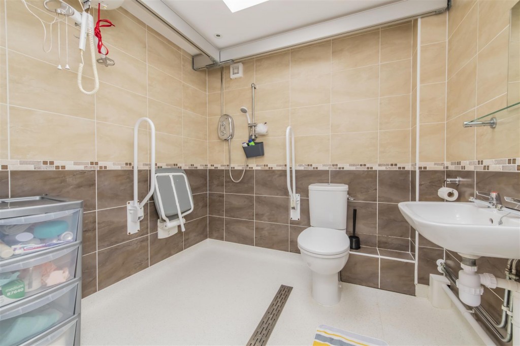 Images for Deeble Road, Kettering EAID:oscarjamesapi BID:2