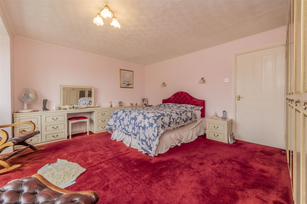 Images for Church View, Burton Latimer, Kettering EAID:oscarjamesapi BID:3