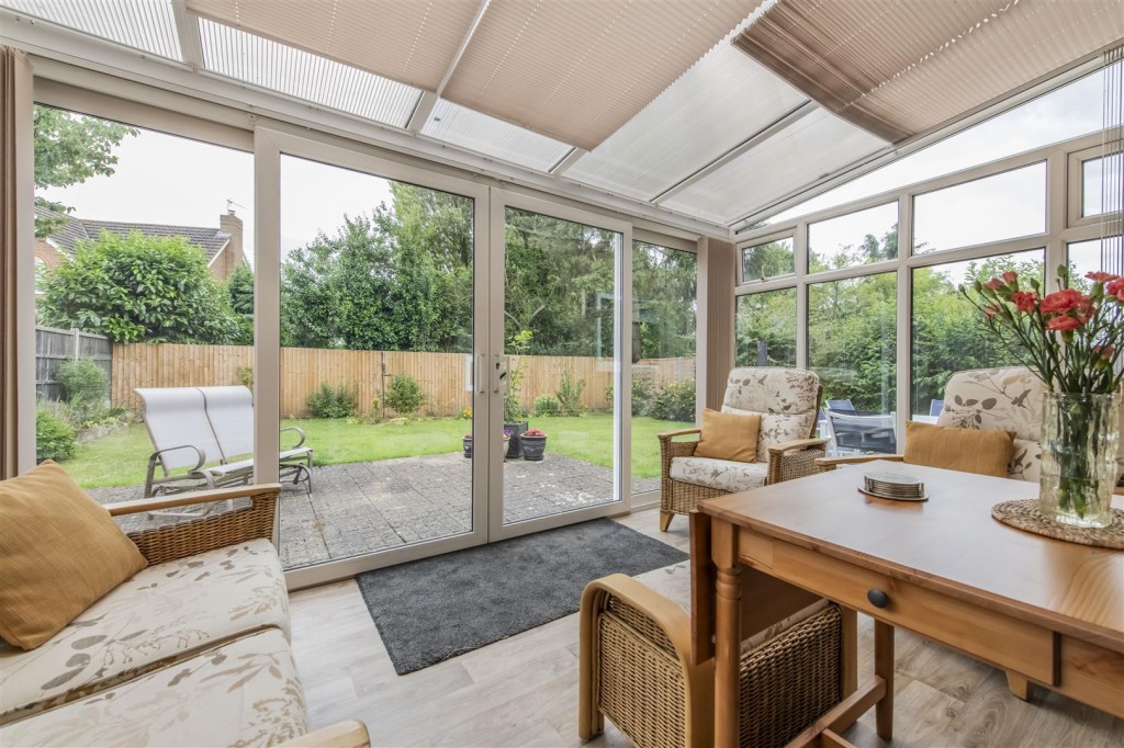 Images for Church View, Burton Latimer, Kettering EAID:oscarjamesapi BID:3