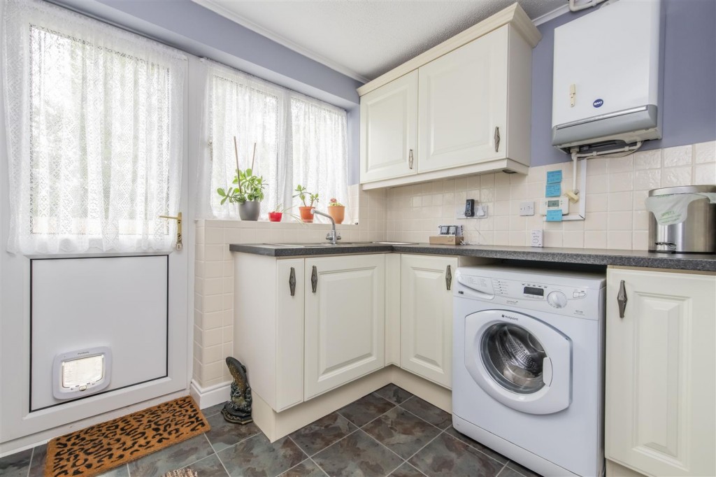 Images for Church View, Burton Latimer, Kettering EAID:oscarjamesapi BID:3
