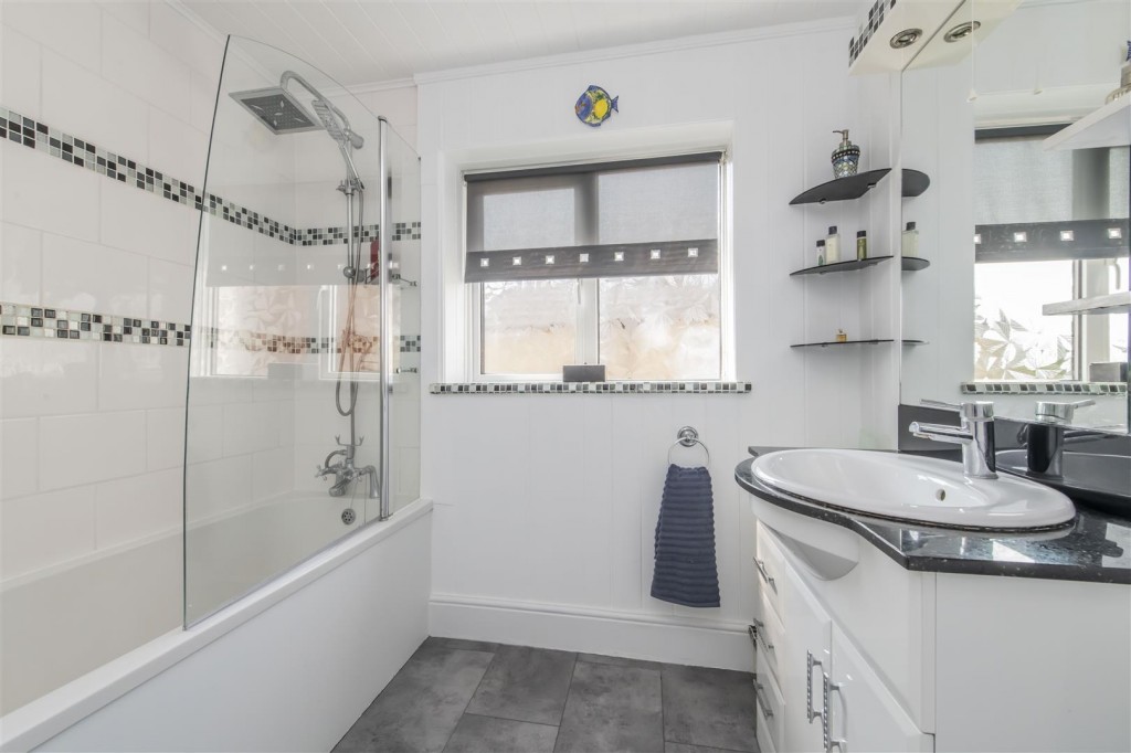 Images for Harlestone Road, Northampton EAID:oscarjamesapi BID:1
