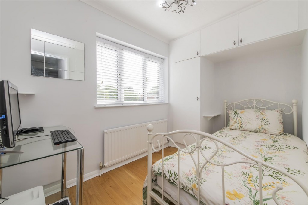 Images for Harlestone Road, Northampton EAID:oscarjamesapi BID:1
