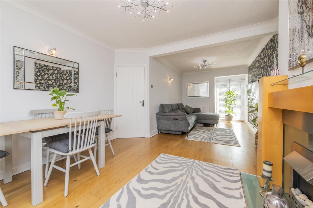 Images for Harlestone Road, Northampton EAID:oscarjamesapi BID:1