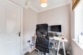 Images for Foxglove Road, Desborough
