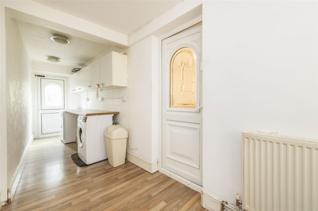 Images for Seaton Crescent, Corby EAID:oscarjamesapi BID:4