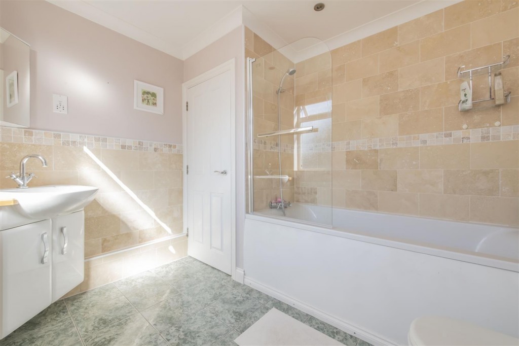 Images for Wood Street, Kettering EAID:oscarjamesapi BID:2
